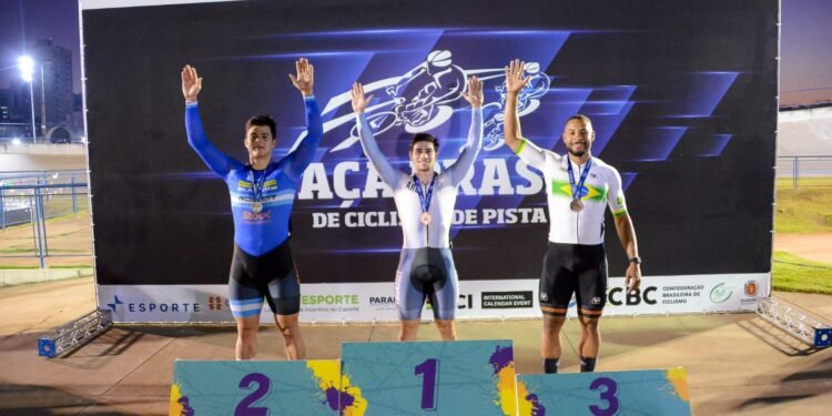 Con una nueva victoria en Brasil, Lucas Vilar se afianza entre los mejores ciclistas del mundo