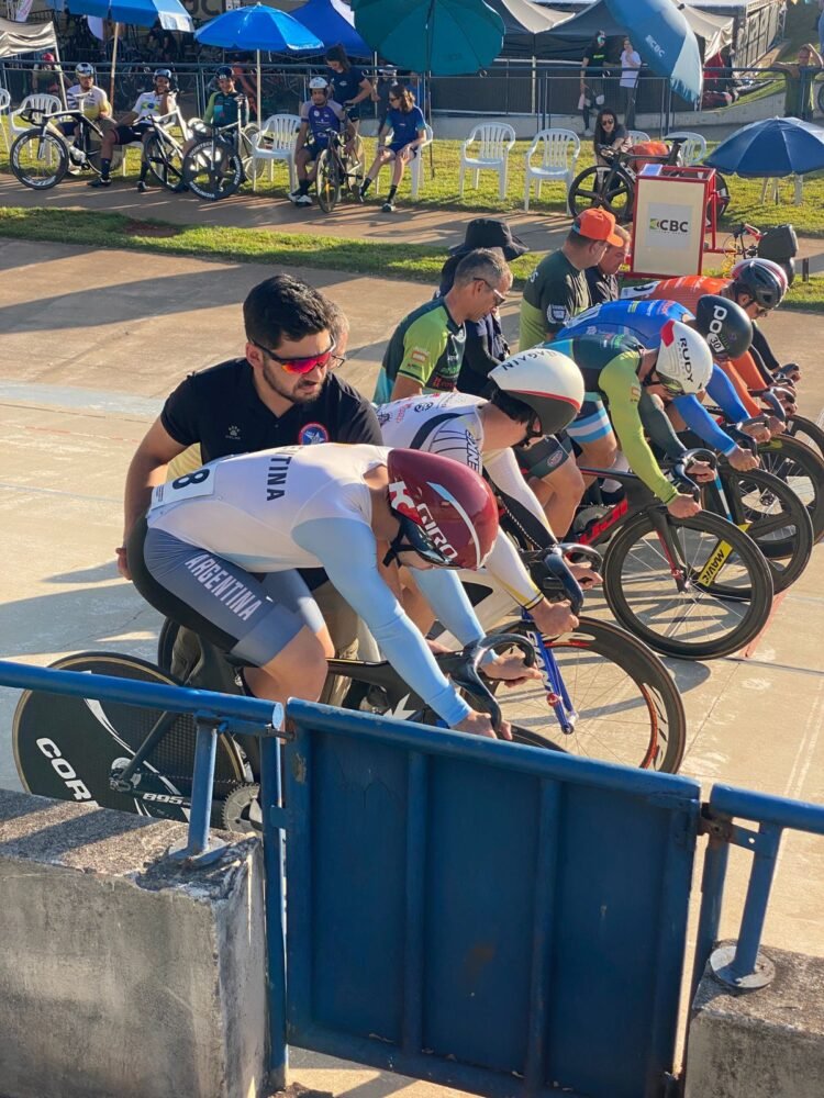 Con una nueva victoria en Brasil, Lucas Vilar se afianza entre los mejores ciclistas del mundo