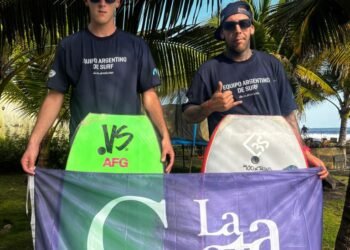 Los costeros Pablo Machado y Gonzalo Bernardo ya están en Guatemala para participar en los Juegos Panamericanos de Surf