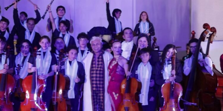 Una noche para celebrar la Patria con música y danza en Mar de Ajó