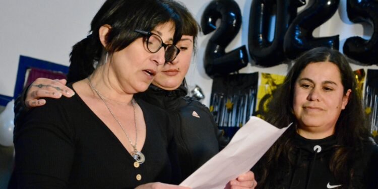 Entrega de diplomas del Plan Fines en Mar de Ajó: acompañamiento comunitario y nuevos sueños cumplidos