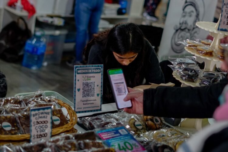 La Fiesta Provincial del Alfajor Costero volvió a convocar a miles de personas en su 11° edición