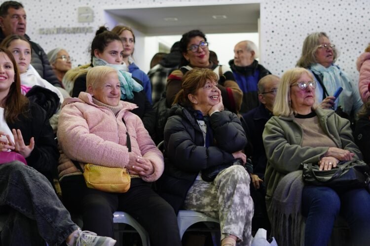 La Fiesta Provincial del Alfajor Costero volvió a convocar a miles de personas en su 11° edición