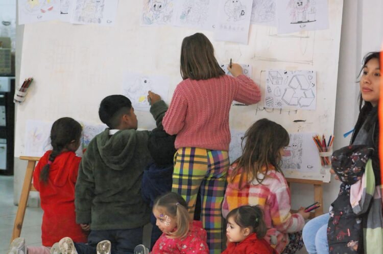 Más de 1200 chicos y chicas disfrutaron las actividades de invierno en La Costa