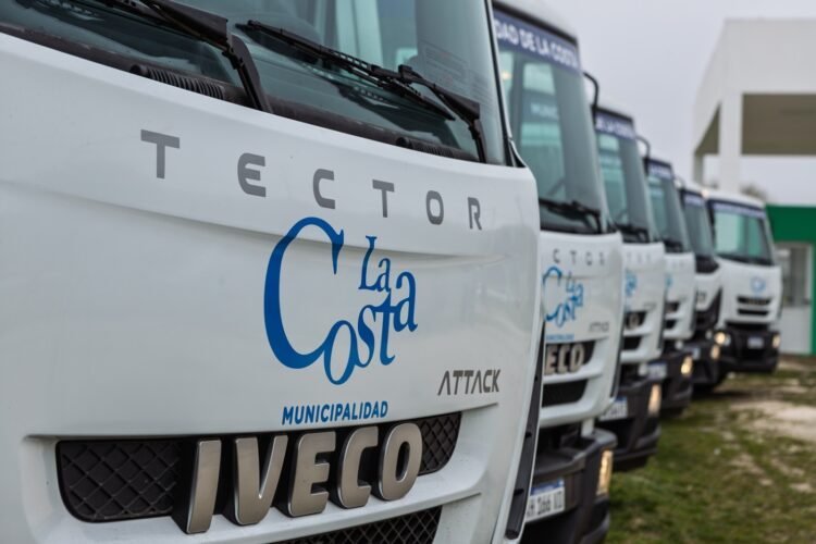 Se sumaron 10 camiones más para fortalecer los servicios públicos en La Costa