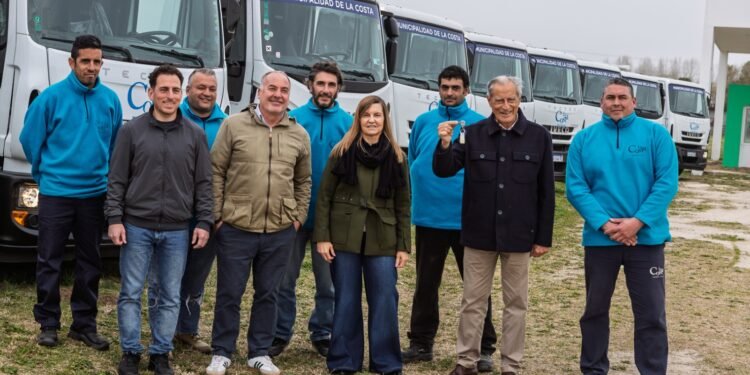 Se sumaron 10 camiones más para fortalecer los servicios públicos en La Costa