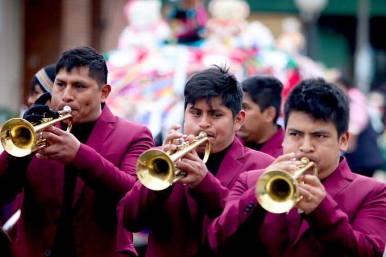 Celebración en honor a la Virgen de Urkupiña en Mar de Ajó Norte