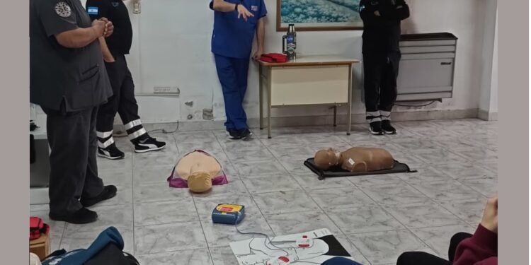 Capacitación en Reanimación Cardiopulmonar en el Hospital de Mar de Ajó