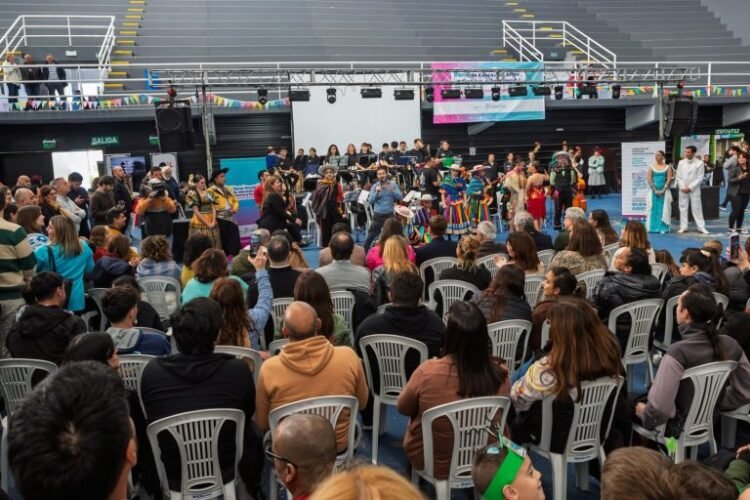 La Costa recibe a más de 1.200 estudiantes en el 52° Encuentro Provincial de Educación, Arte, Ciencia y Tecnología