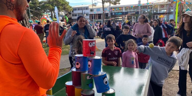 Con shows y actividades al aire libre, se celebró la llegada de la primavera en San Bernardo