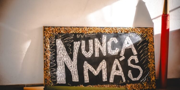 Santa Teresita vivió una multitudinaria y emotiva 11.ª edición de Mar de Lápices