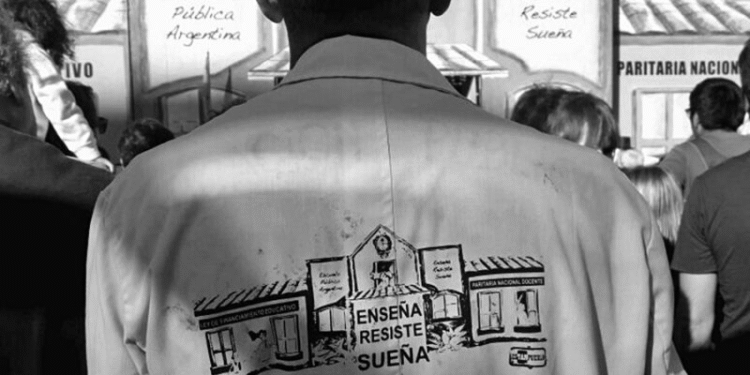 Día del Maestro y la Maestra: Hoy rendimos homenaje a quienes enseñan desde el compromiso, la justicia y la esperanza