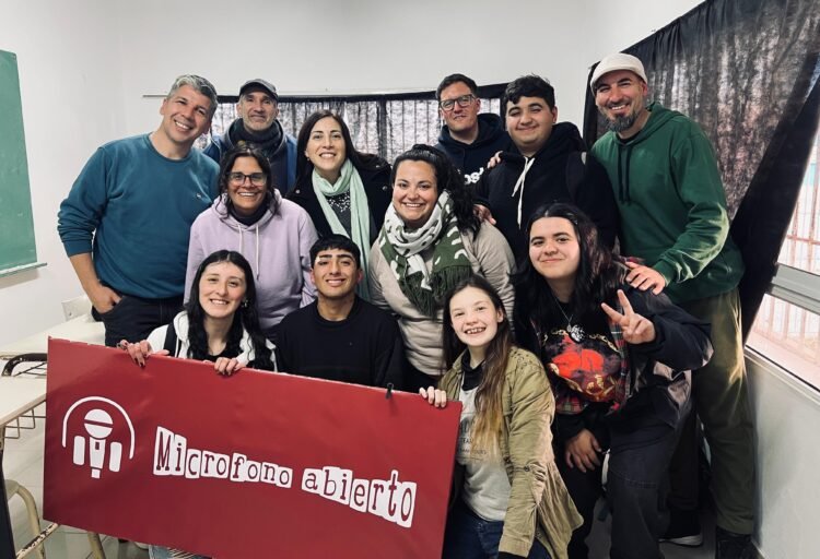 Santa Teresita vivió una multitudinaria y emotiva 11.ª edición de Mar de Lápices