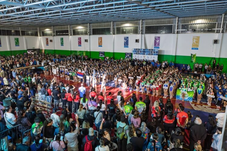 Multitudinario Torneo Nacional de Gimnasia Artística reunió a más de 800 gimnastas en Mar de Ajó