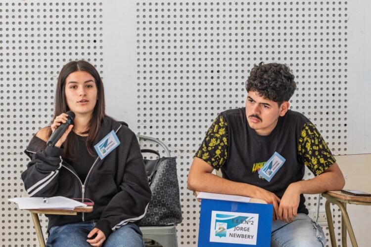 Jóvenes de La Costa participaron en una nueva edición del Parlamento Juvenil del Mercosur