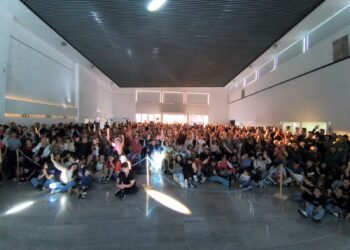 Más de 400 bailarines participaron de la tercera edición de Danza en el Mar Activa en Mar de Ajó