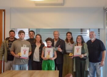 Productores locales recibieron los registros oficiales de sus marcas