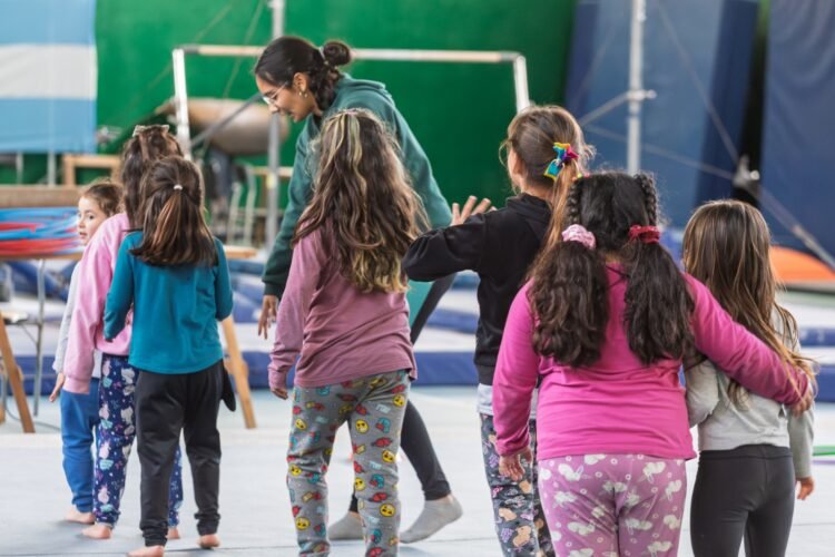 Abrió la Escuela Municipal de Gimnasia Artística en el Polideportivo de Aguas Verdes