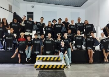 El Ballet Municipal de La Costa presentó “Por vos, Argentina” en Mar de Ajó antes de su gira internacional por México