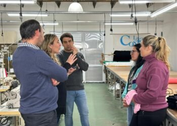 El Ministerio de Mujeres y Diversidad bonaerense destacó la experiencia del Polo Textil Municipal de La Costa