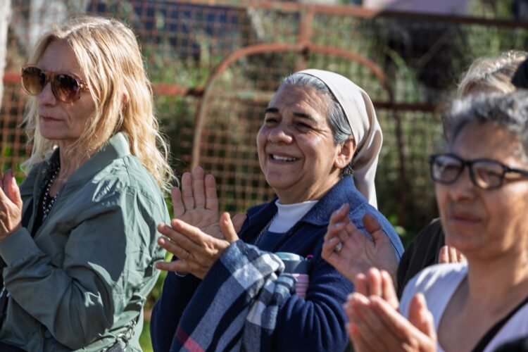 La comunidad celebró la fiesta patronal de Santa Teresita con una jornada de fe y participación