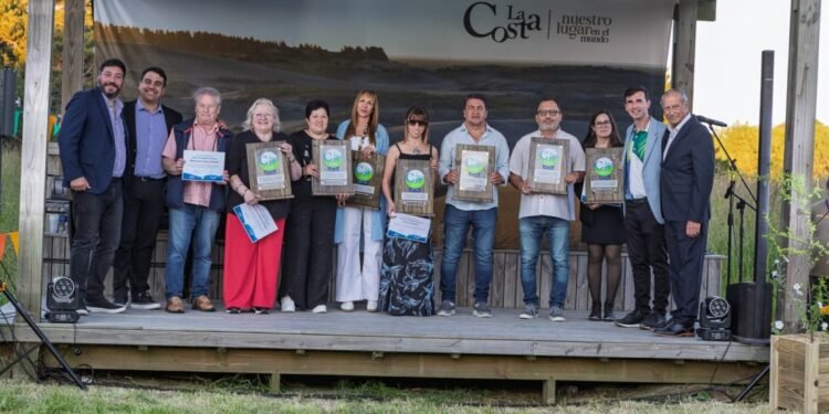 La Costa sigue impulsando el turismo y presentó de manera anticipada su temporada de verano 2025/2026