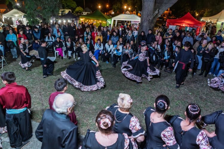 San Clemente celebró su 90 aniversario con la entronización del Santo Patrono y la bendición del Pórtico Histórico
