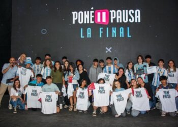 La final de Poné Pausa reunió a cientos de jóvenes en el Estadio de La Costa