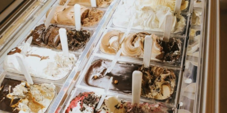 La Costa celebra La Noche de las Heladerías