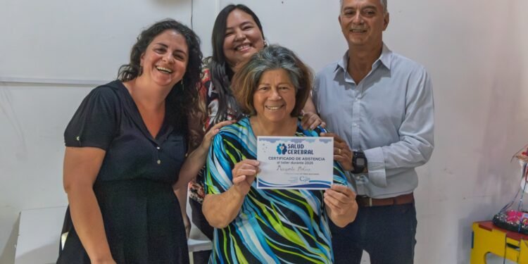 Se entregaron certificados del Taller de Memoria en el CAPS de Santa Teresita