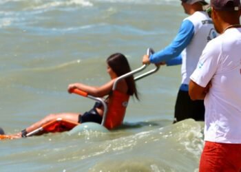 El Partido de La Costa ofrece sillas anfibias para personas con movilidad reducida