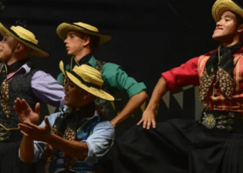 El Ballet Municipal de La Costa presenta una nueva función de “Por Vos Argentina”