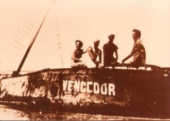 “Navegando por la historia”: muestra sobre faros, muelles y naufragios en La Costa