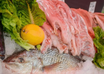 Del mar a la mesa: ya funcionan los puntos de primera venta de pescado artesanal en La Costa