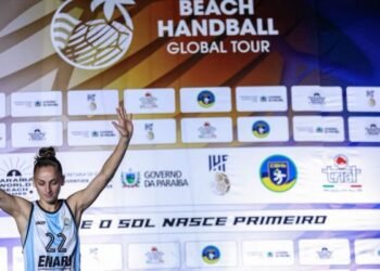 Medalla dorada y pase mundialista para la costera Giuliana Gamba junto a Las Kamikazes