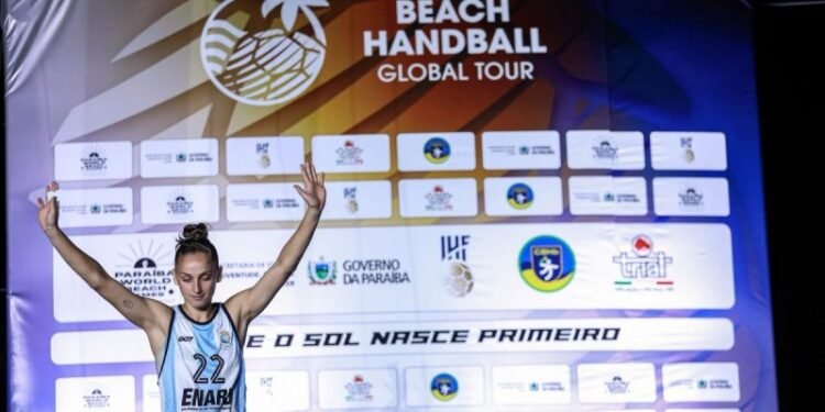 Medalla dorada y pase mundialista para la costera Giuliana Gamba junto a Las Kamikazes