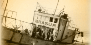 “Navegando por la historia”: muestra sobre faros, muelles y naufragios del frente marítimo costero