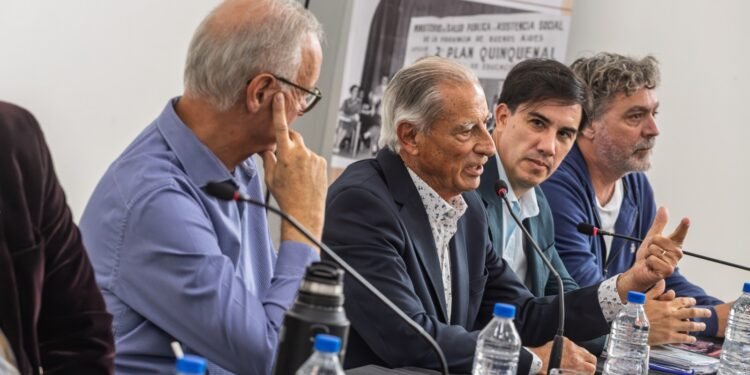 La Costa fue sede de la inauguración de la muestra que repasa los 80 años del ministerio de Salud bonaerense