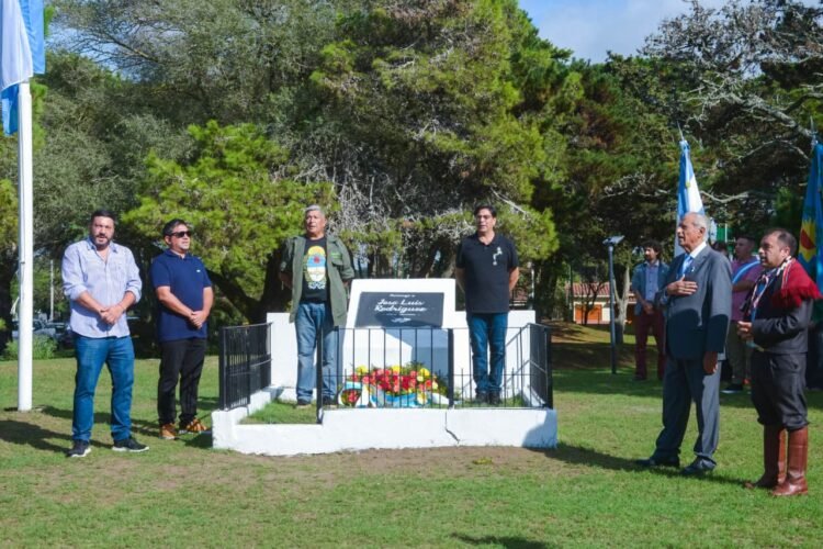 Con un emotivo acto, La Costa rindió homenaje a los Veteranos y los Caídos en Malvinas