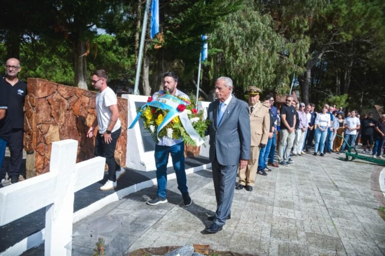 Con un emotivo acto, La Costa rindió homenaje a los Veteranos y los Caídos en Malvinas