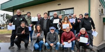 KICILLOF Y MORETTI RECONOCIERON A EX COMBATIENTES DE MALVINAS EN MARCOS PAZ