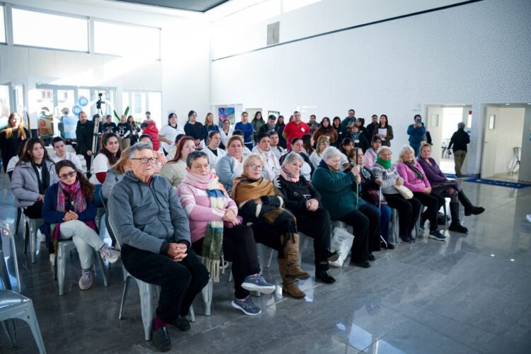 Jornada de concientización sobre el buen trato hacia las personas mayores