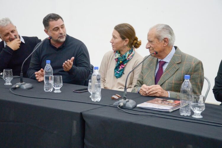 La Costa presentó la nueva Plataforma de Atención Primaria y relanzó la estrategia integral “Cuidar la Vida”