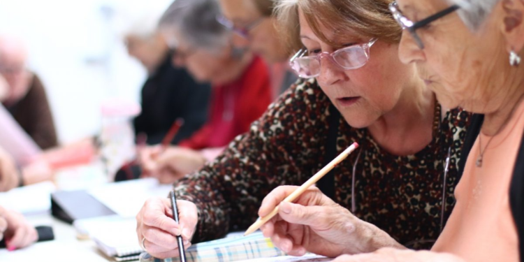 Lugares, días y horarios de los talleres de promoción integral para adultos y adultas mayores