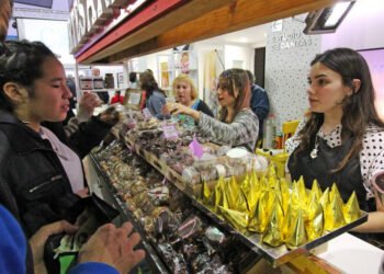 Convocan a productores locales para sumarse a la 12° edición de la Fiesta Provincial del Alfajor
