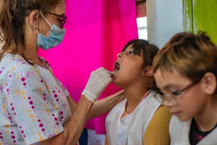 El programa de Salud Escolar alcanzó a más de 1.100 estudiantes en su primera etapa