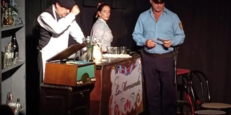 La Comedia Municipal de Teatro ofrece este sábado la obra “Derechos torcidos”