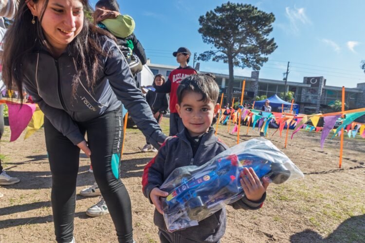 La Costa cerró el Mes de la Niñez con 14 jornadas a puro festejos y premios