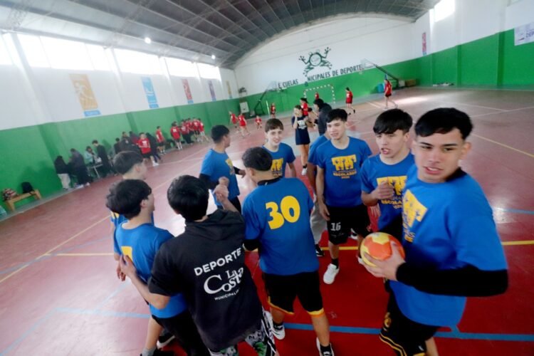 Se juegan las finales de handball de la 18ª edición de Olimpiadas Escolares