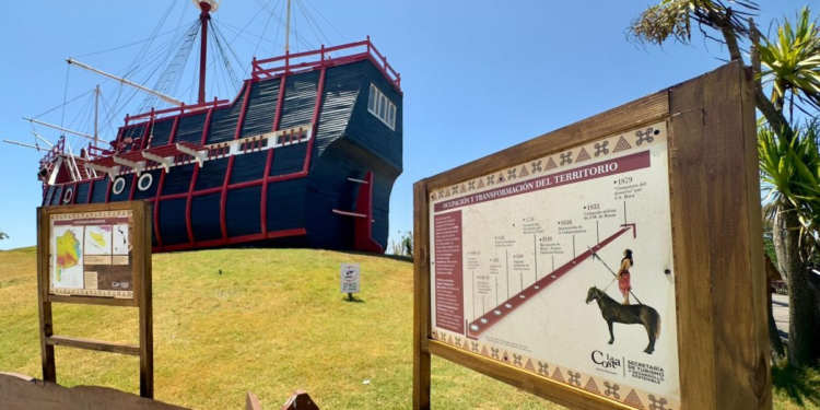 Inauguran nueva muestra de arte en el Espacio Expositivo Carabela de Santa Teresita